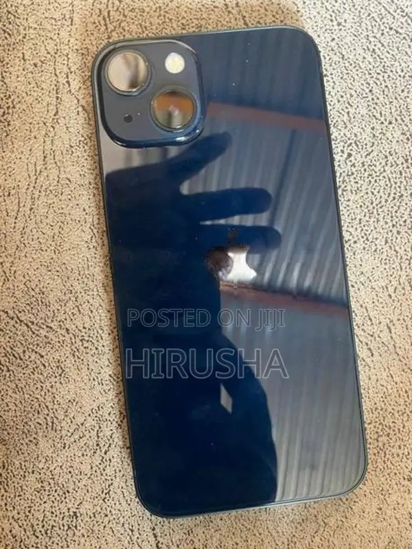 Apple iPhone 13 (Used)