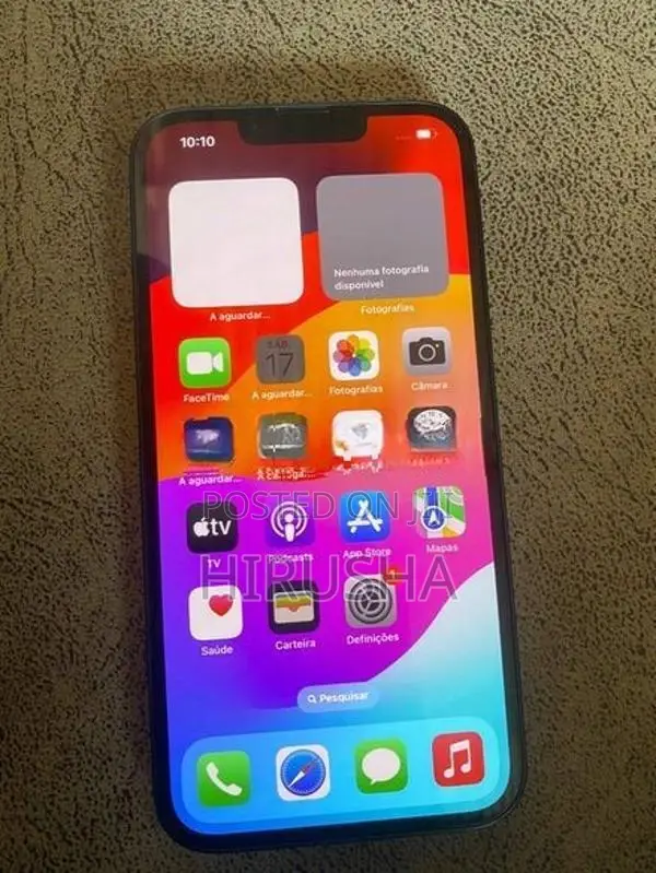 Apple iPhone 13 (Used)