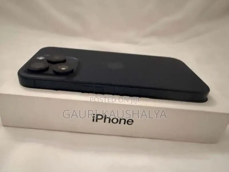 Apple iPhone 15 Pro (Used)