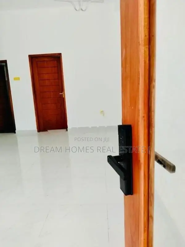 3-Bedroom House For Sale In Homagama