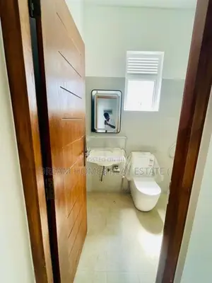 4-Bedroom House For Sale In Malabe – Kahanthota Road