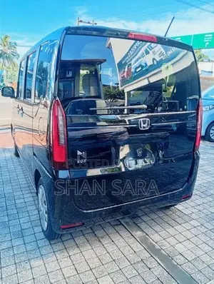 Honda N-Box 2024