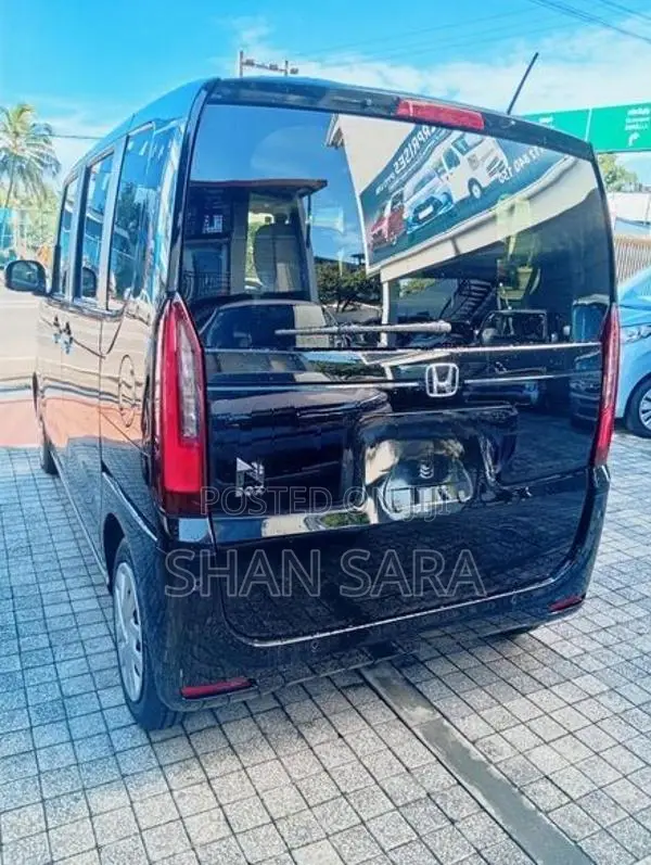 Honda N-Box 2024