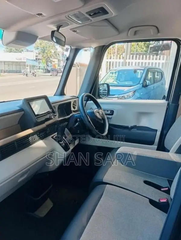 Honda N-Box 2024