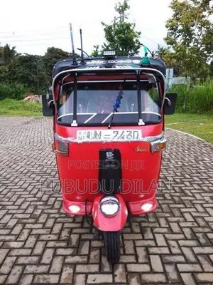 Bajaj RE 2008