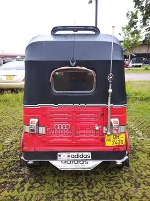 Bajaj RE 2008