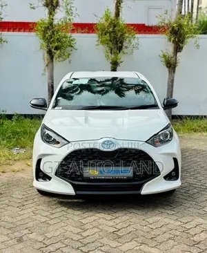 Toyota Yaris G 4way Camera BSM 2026