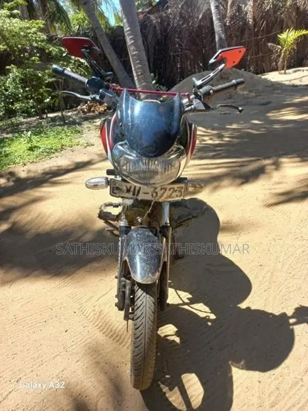 Bajaj Discover 125 2012