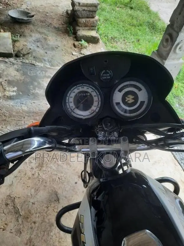 Bajaj Platina 110 ES 2016