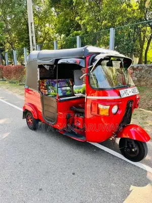 Bajaj RE 4 Stroke 2010 Three Wheel (Used)