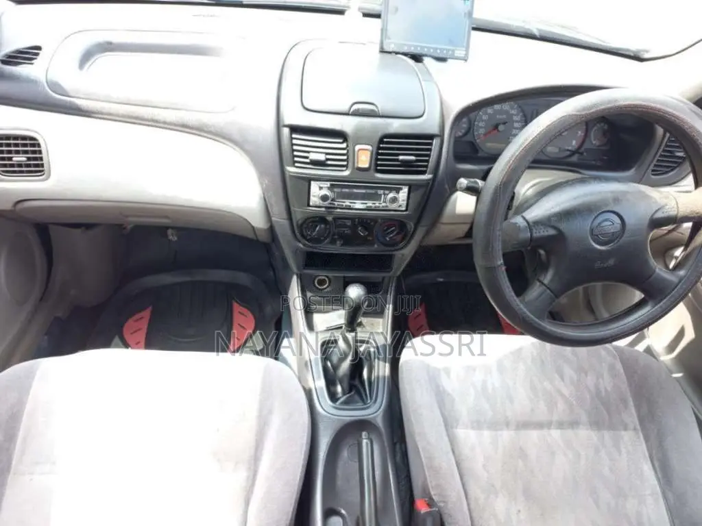 Nissan Ex Saloon N16 2001 Car (Used)