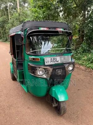 Bajaj RE 2016 Three Wheel (Used)