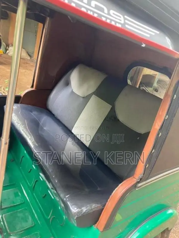 Bajaj RE 2016 Three Wheel (Used)