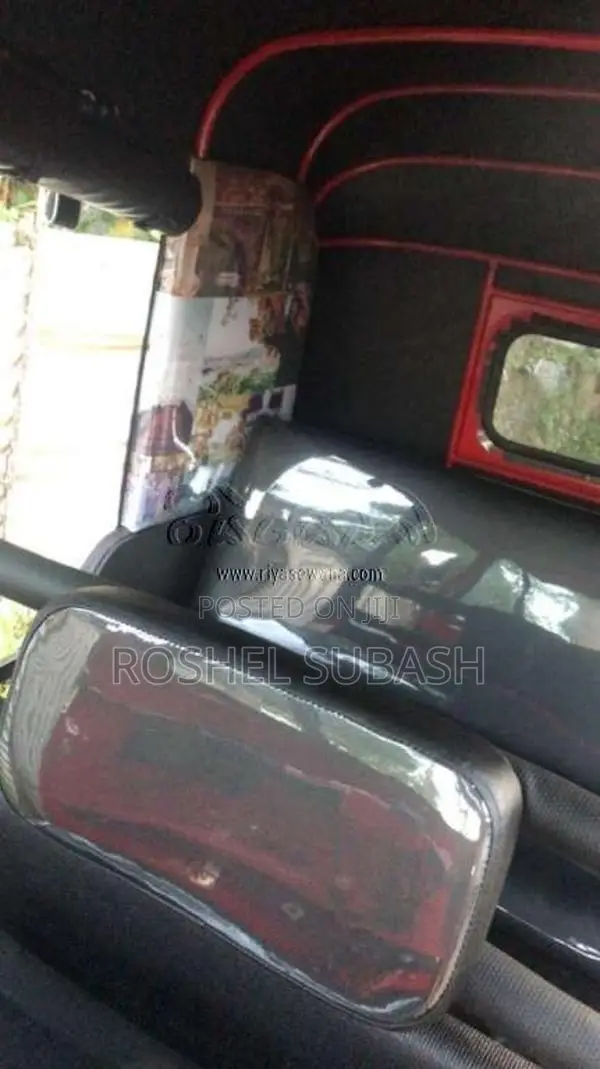 Bajaj 4 Stroke 2009 Three Wheel (Used)