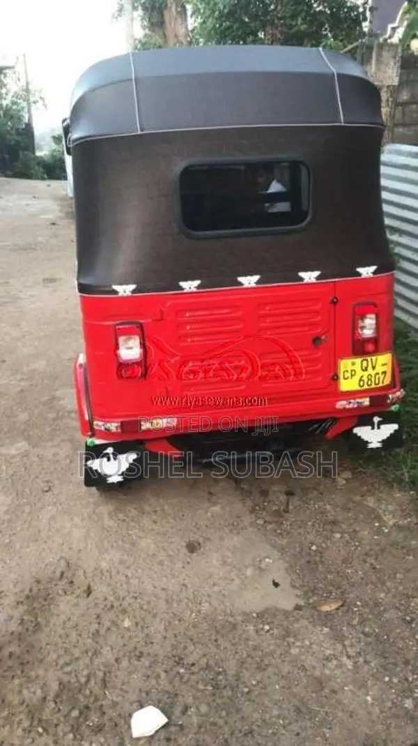 Bajaj 4 Stroke 2009 Three Wheel (Used)