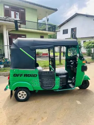 Bajaj RE 205 2018 Three Wheel (Used)