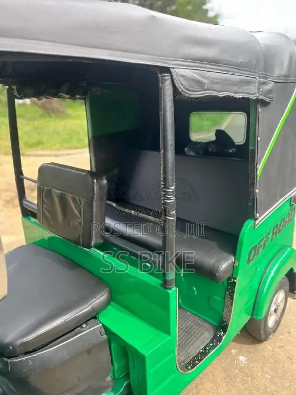Bajaj RE 205 2018 Three Wheel (Used)