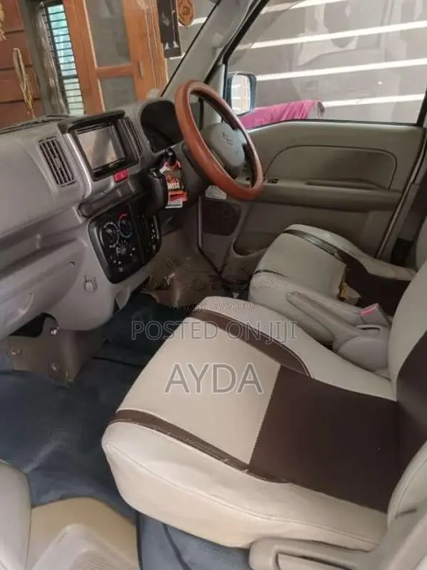 Suzuki Every 2017 Van (Used)