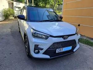 Toyota Raize 2025 SUV (Used)