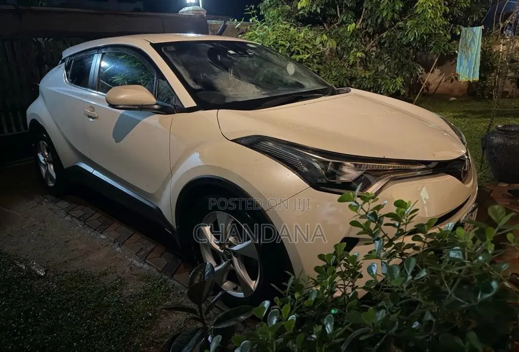 Toyota CHR NGX 10 2018 SUV (Used)