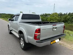 Toyota Hilux 3L Thailand 1KD 2006 Pickup (Used)