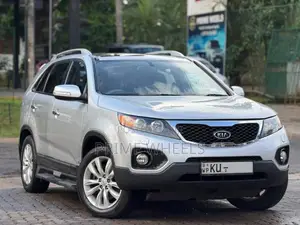 Kia Sorento 2012 SUV (Used)