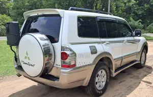 Mitsubishi Montero 2006 SUV (Used)