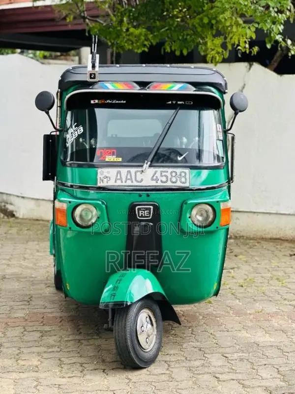 Bajaj RE 205 2012 Three Wheel (Used)