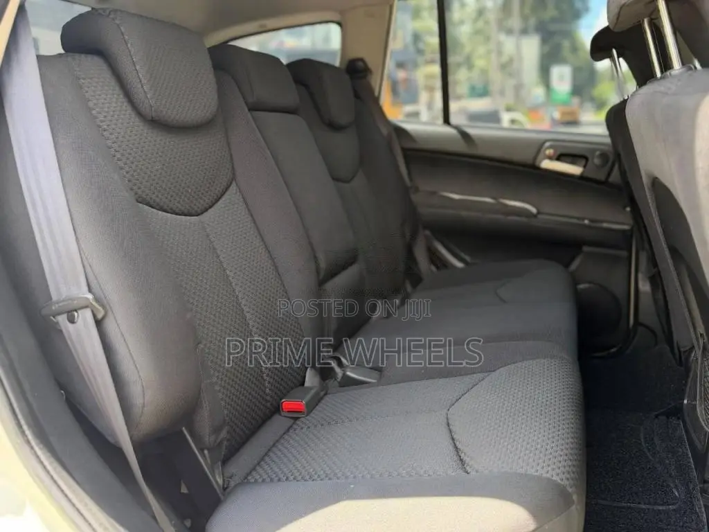 Micro Kyron 2009 SUV (Used)