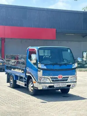 Toyota Dyna 2018 Pickup (Used)