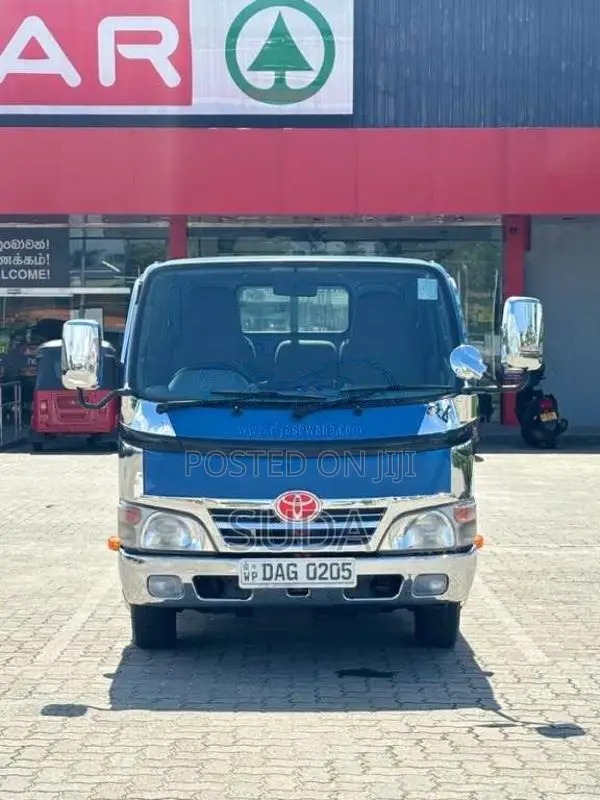Toyota Dyna 2018 Pickup (Used)