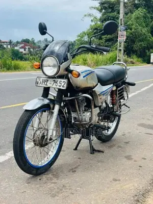 Bajaj Boxer 2010 Motorbike (Used)
