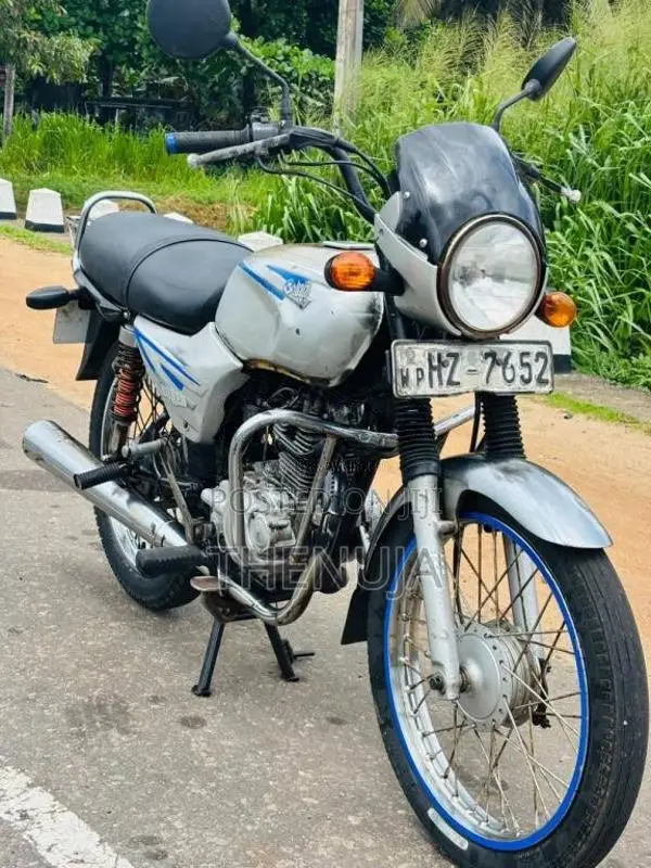 Bajaj Boxer 2010 Motorbike (Used)