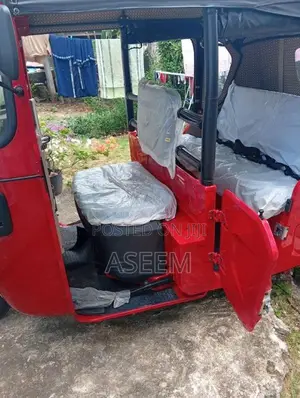 Bajaj RE 2026 Three Wheel (Used)