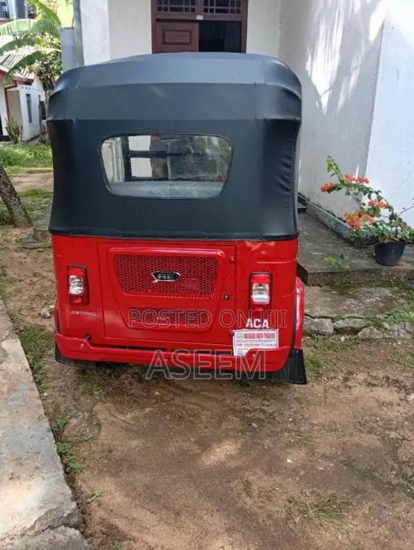Bajaj RE 2026 Three Wheel (Used)