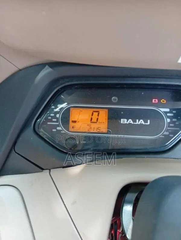 Bajaj RE 2026 Three Wheel (Used)
