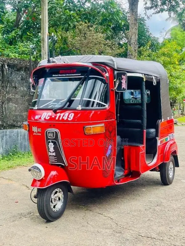Bajaj 2 Stroke 2005 Three Wheel (Used)