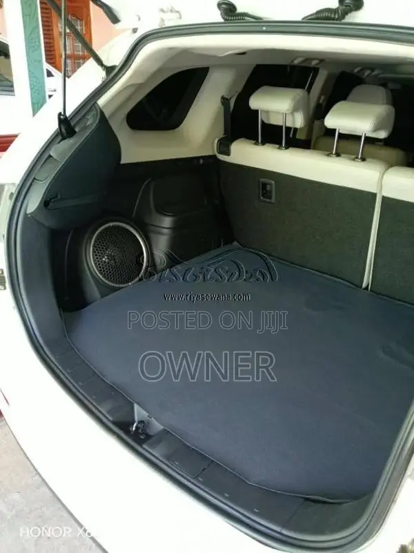 Mitsubishi Outlander Phev G Navi Premium 2015 SUV (Used)