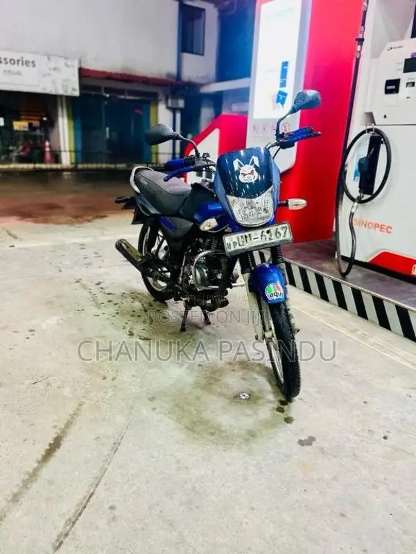 Bajaj Platina 2006 Motorbike (Used)