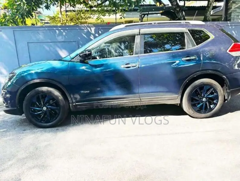 Nissan X-Trail Premium 2016 SUV (Used)