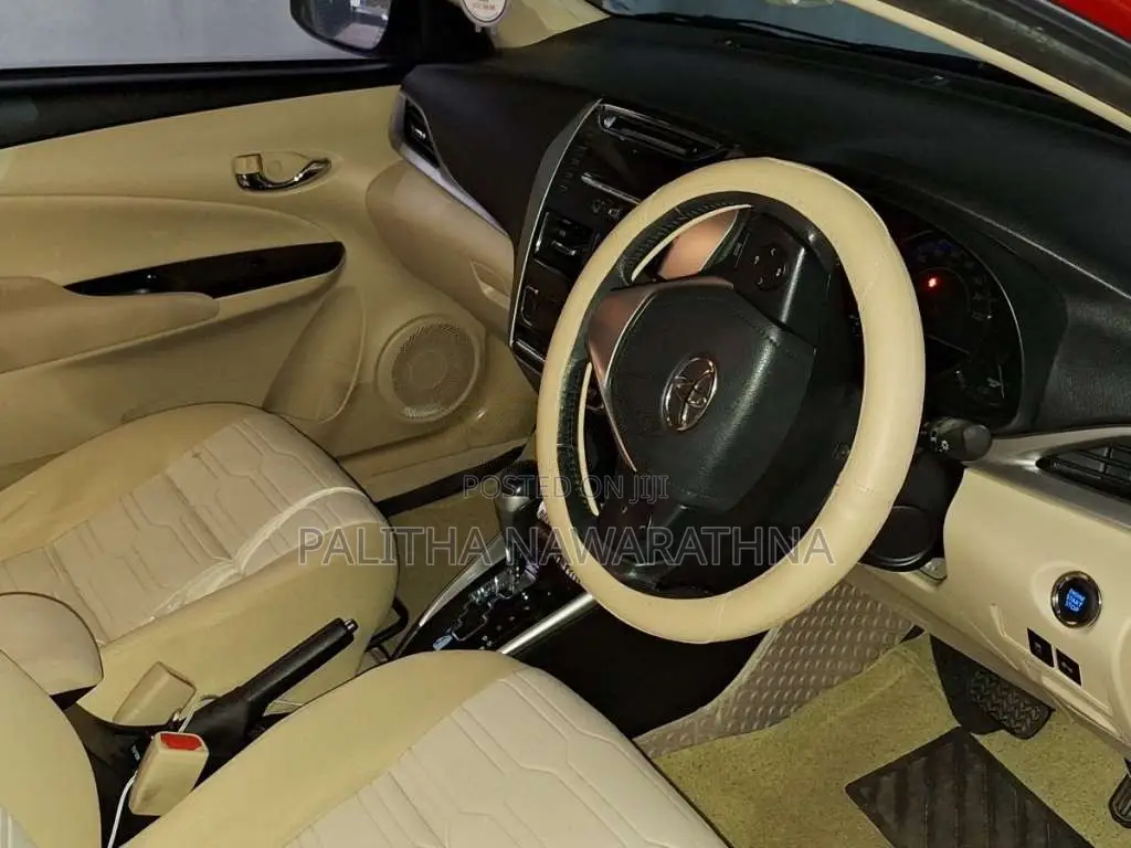 Toyota Yaris Ativ 2018 Car (Used)