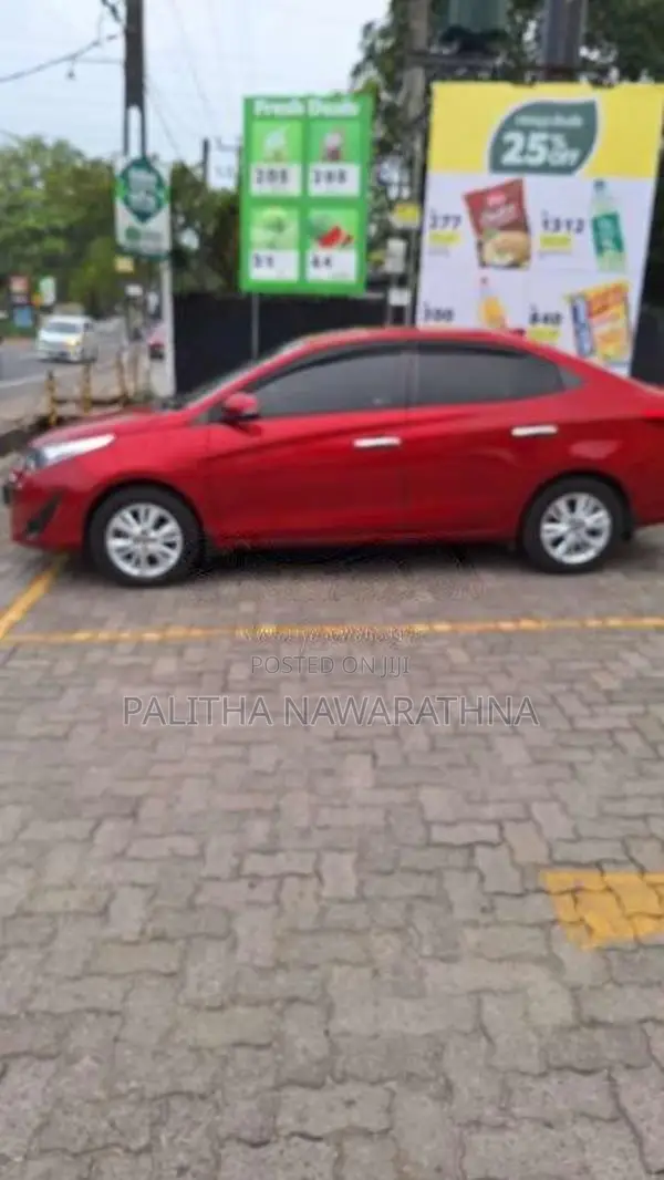 Toyota Yaris Ativ 2018 Car (Used)