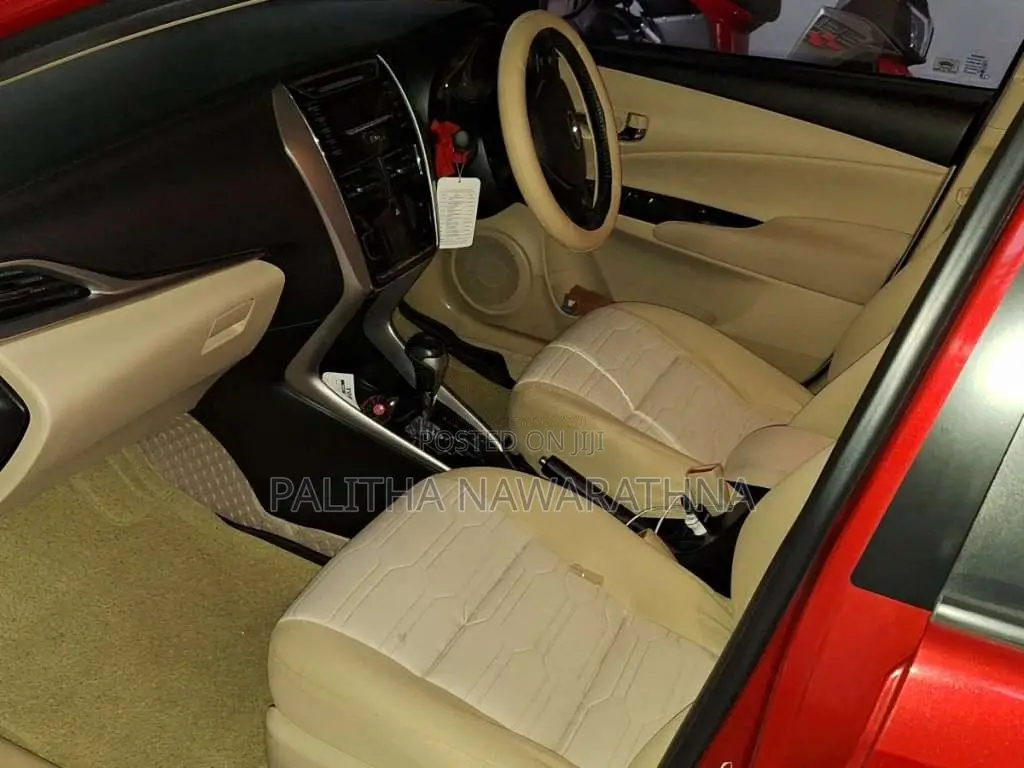 Toyota Yaris Ativ 2018 Car (Used)