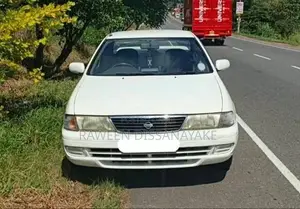 Nissan Sunny FB14 1999 Car (Used)