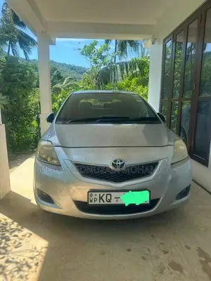 Toyota Belta 2009 Car (Used)