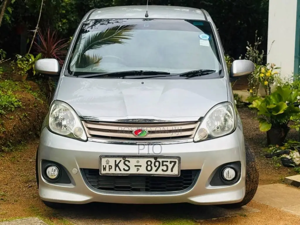 Perodua Viva Elite EMIZER 2012 Car (Used)