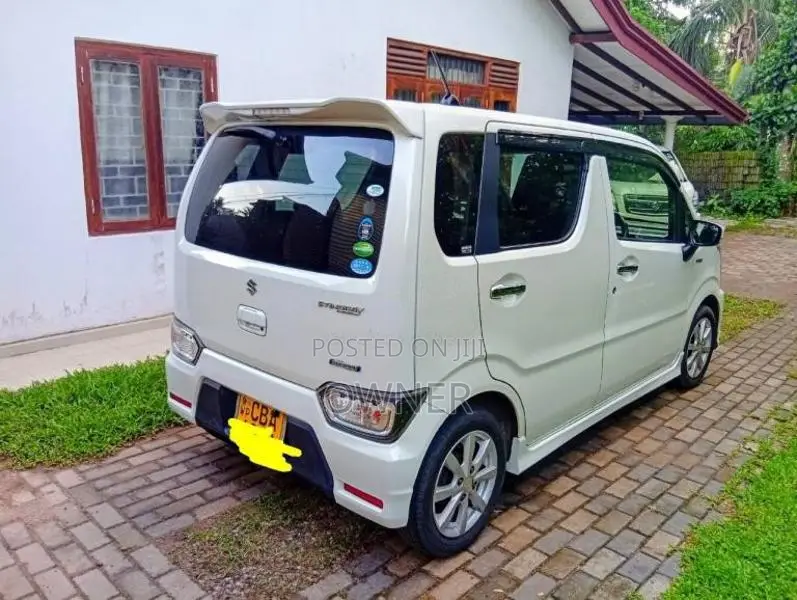 Suzuki Wagon R Stingray 2018 Car (Used)