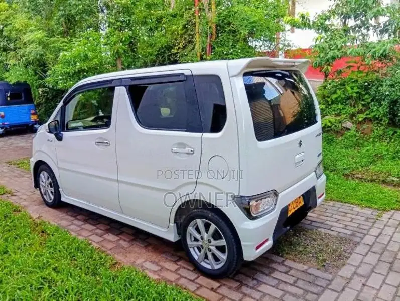 Suzuki Wagon R Stingray 2018 Car (Used)