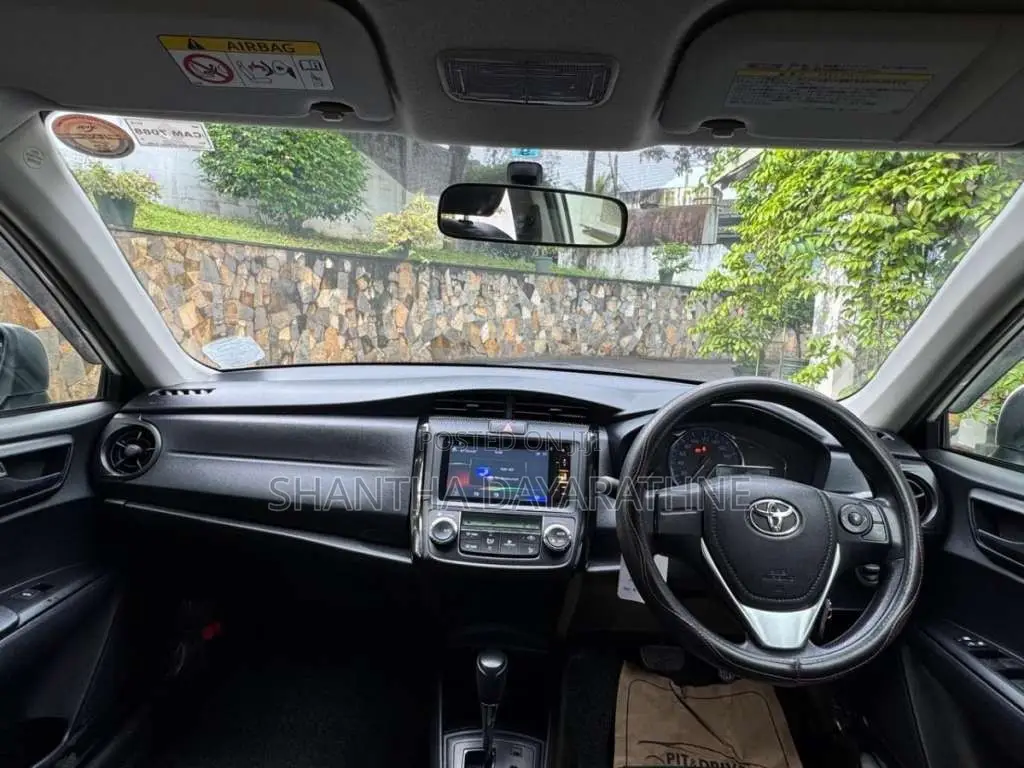 Toyota Axio 2015 Car (Used)