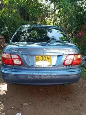 Nissan Sunny 2001 Car (Used)